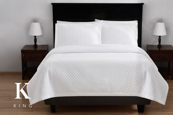 Rhapsody Quilt Coverlet King - True White (4 pcs)